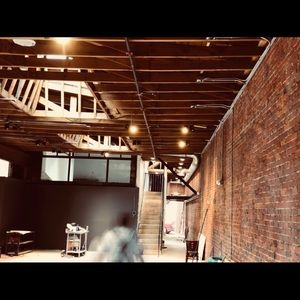 Meet your Posher, Elias